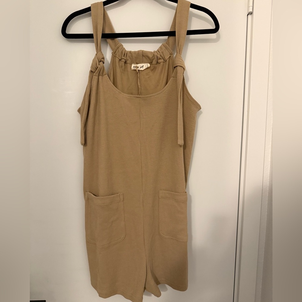 New In Sleeveless Romper with Pockets (NWT)